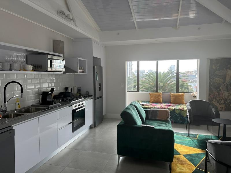 1 Bedroom Property for Sale in Sea Point Western Cape